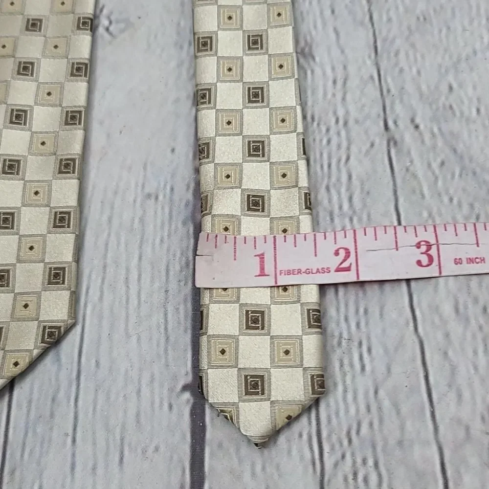 Retro Tan Neutral  Geometric Artsy Square Print Tie